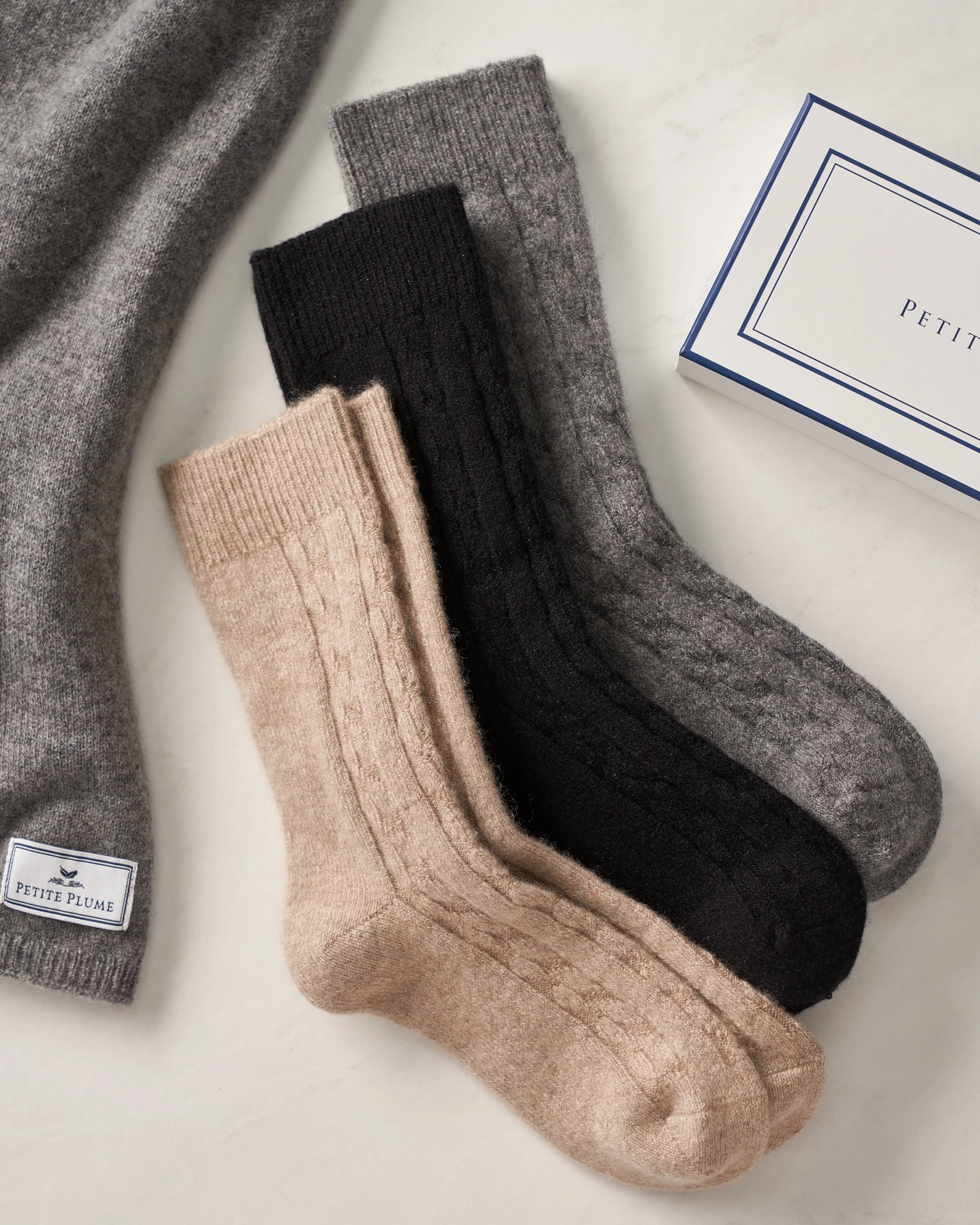 Men's Cashmere Socks in Camel - Image 3