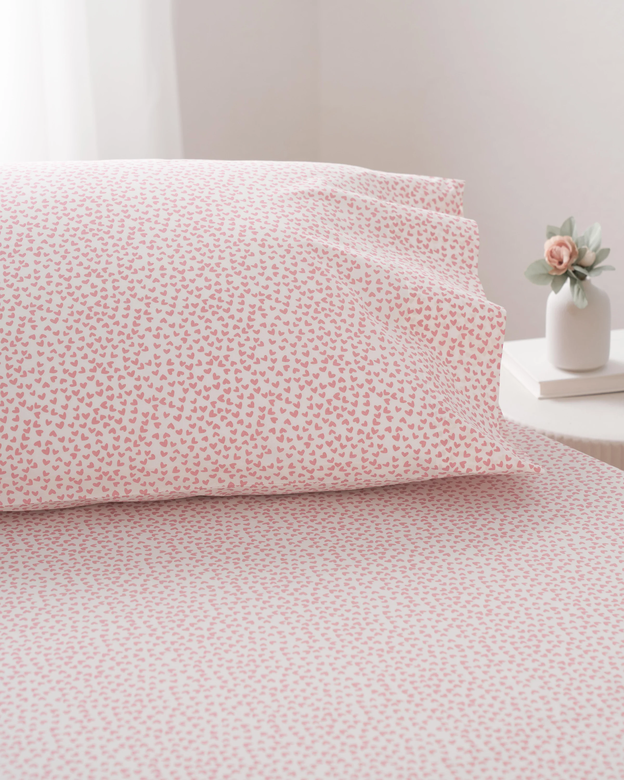 Luxe Premium Percale Bed Sheets in Sweethearts - Image 2