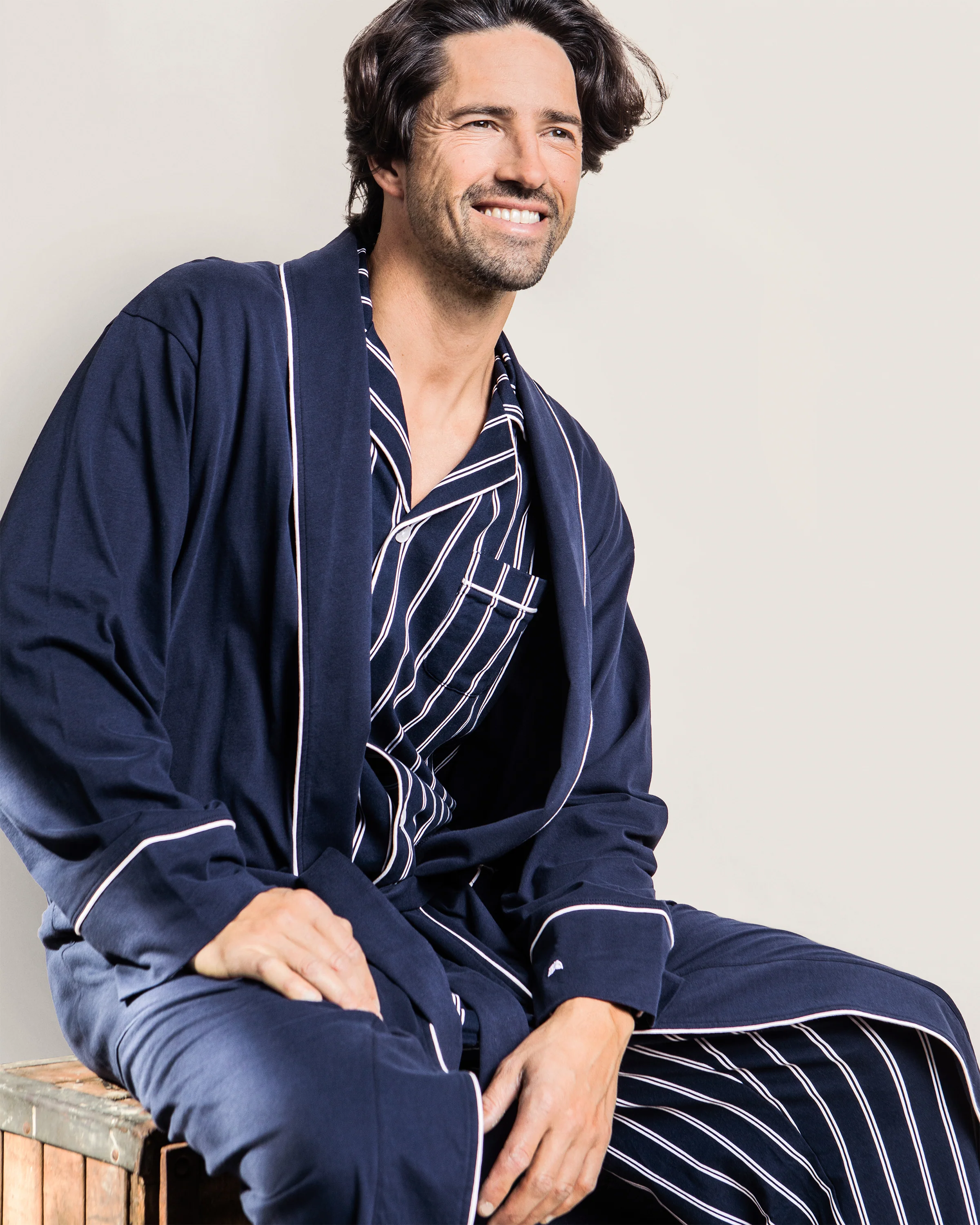 Men's Pima Robe in Navy - Image 4