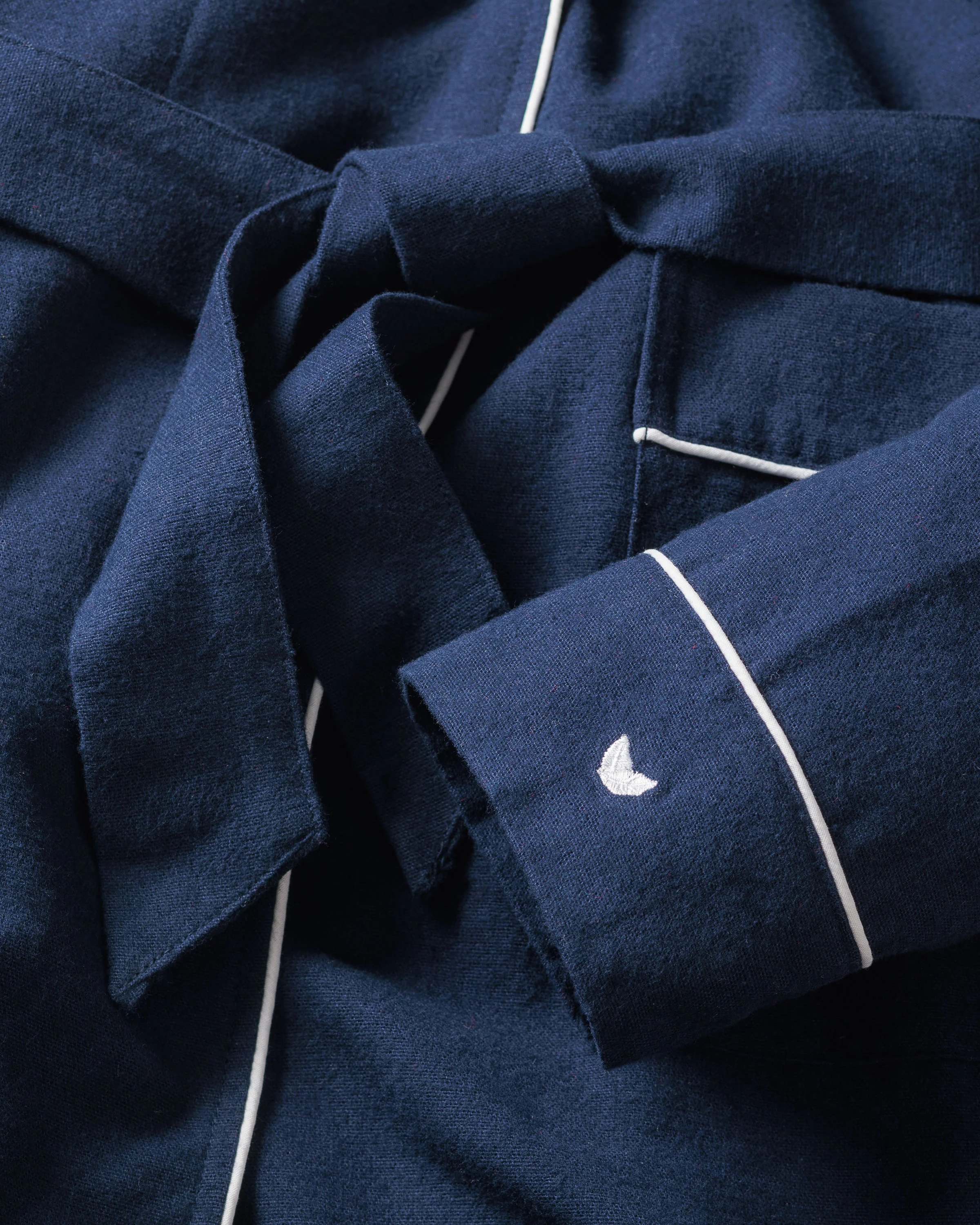 Women's Flannel Robe in Navy - Image 4