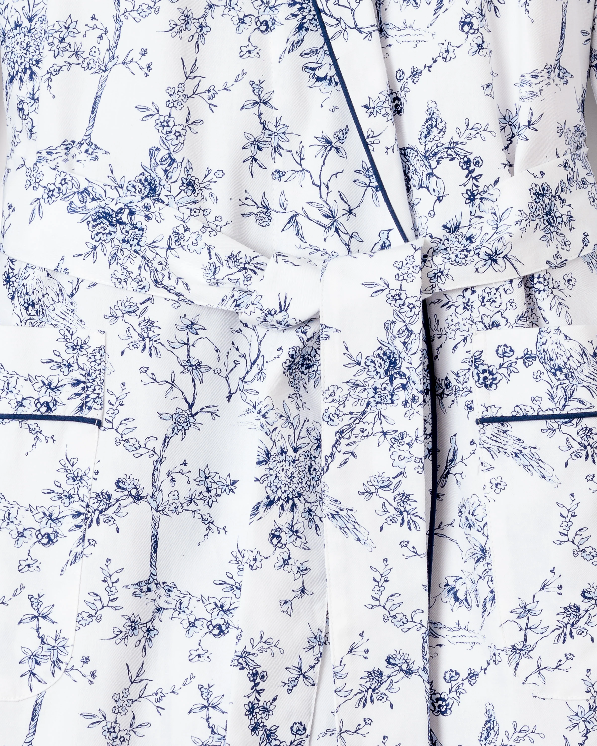 Women’s Twill Robe in Timeless Toile - Image 4