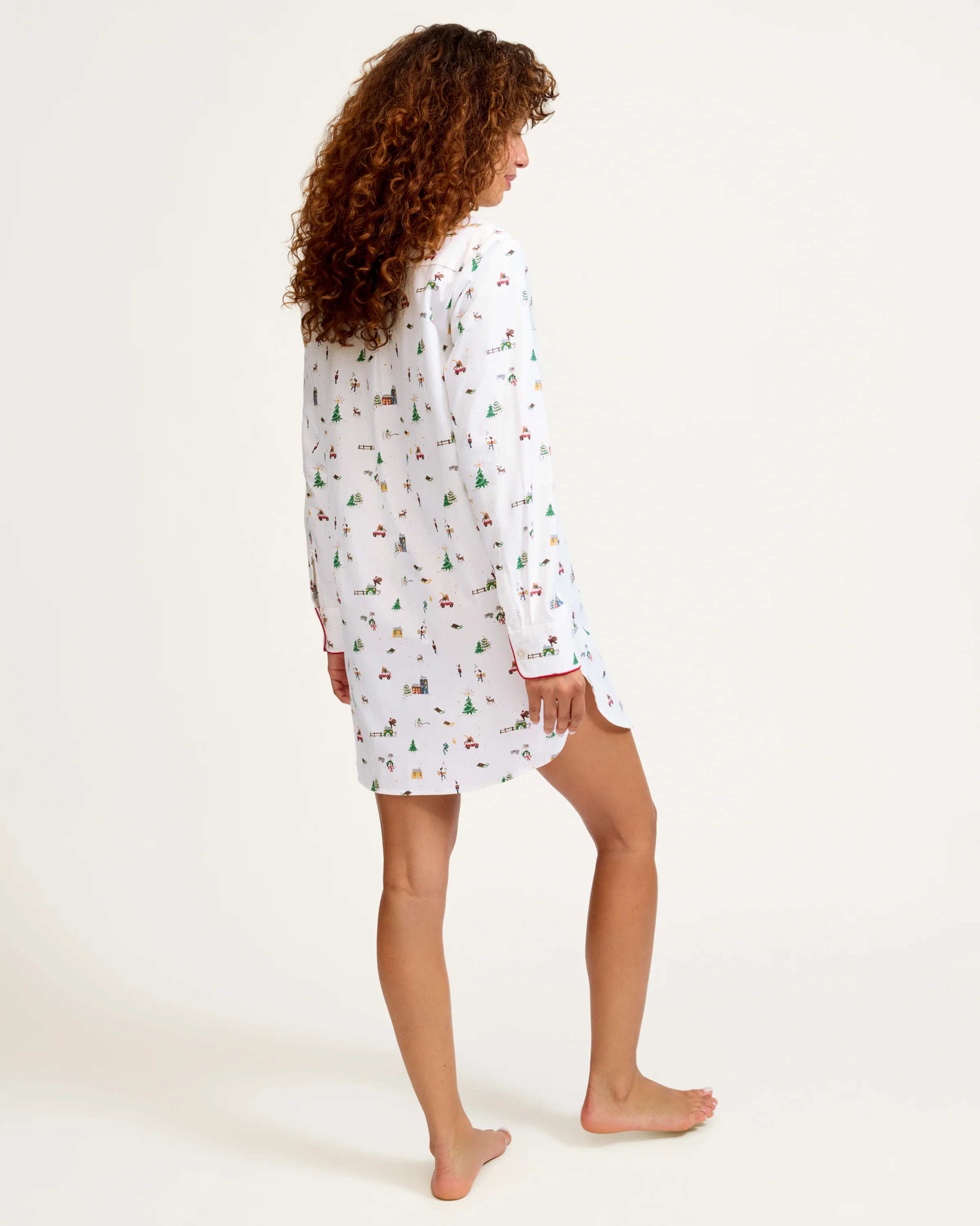 Women's Twill Nightshirt in Holiday Town - Image 5
