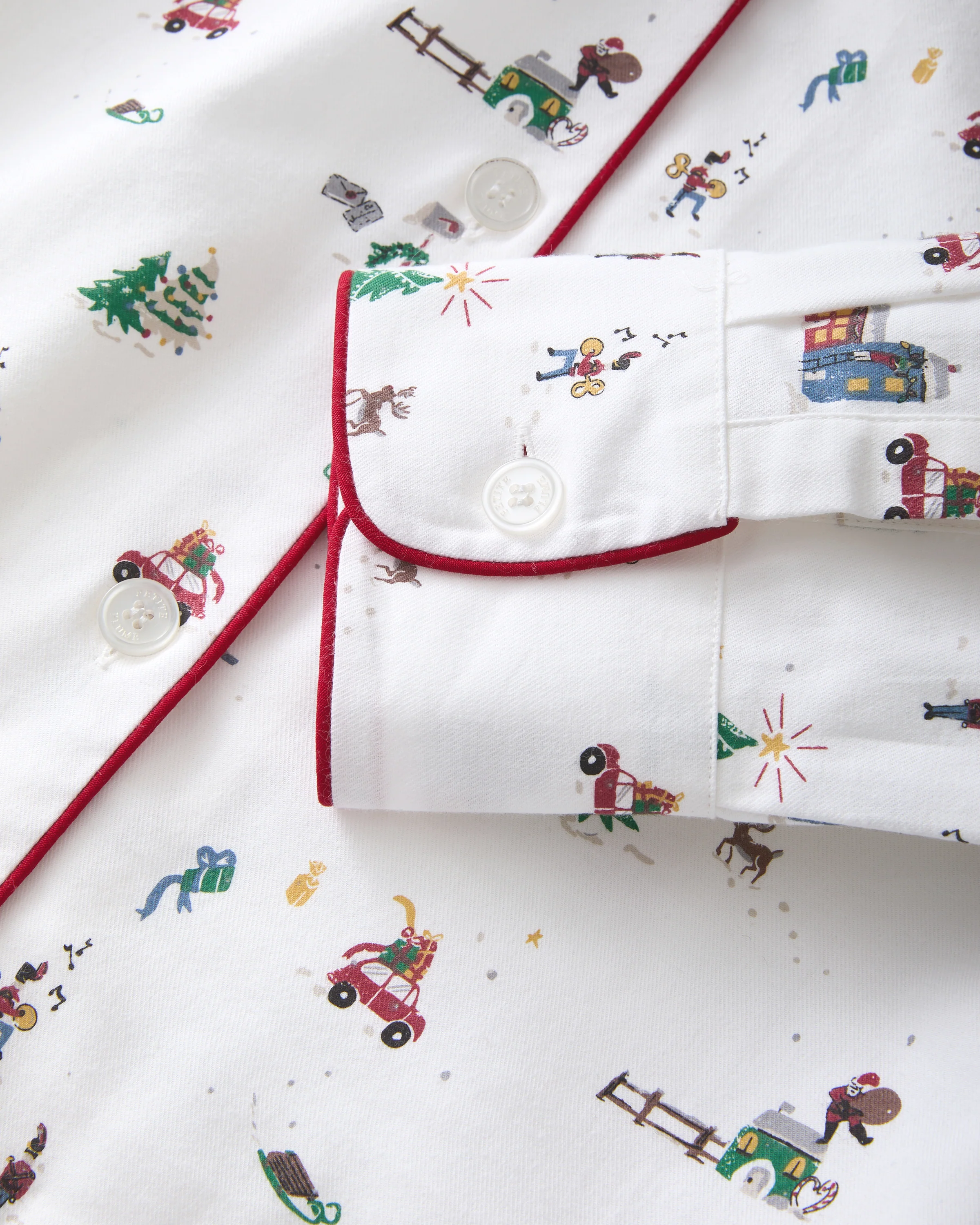 Women's Twill Nightshirt in Holiday Town - Image 7