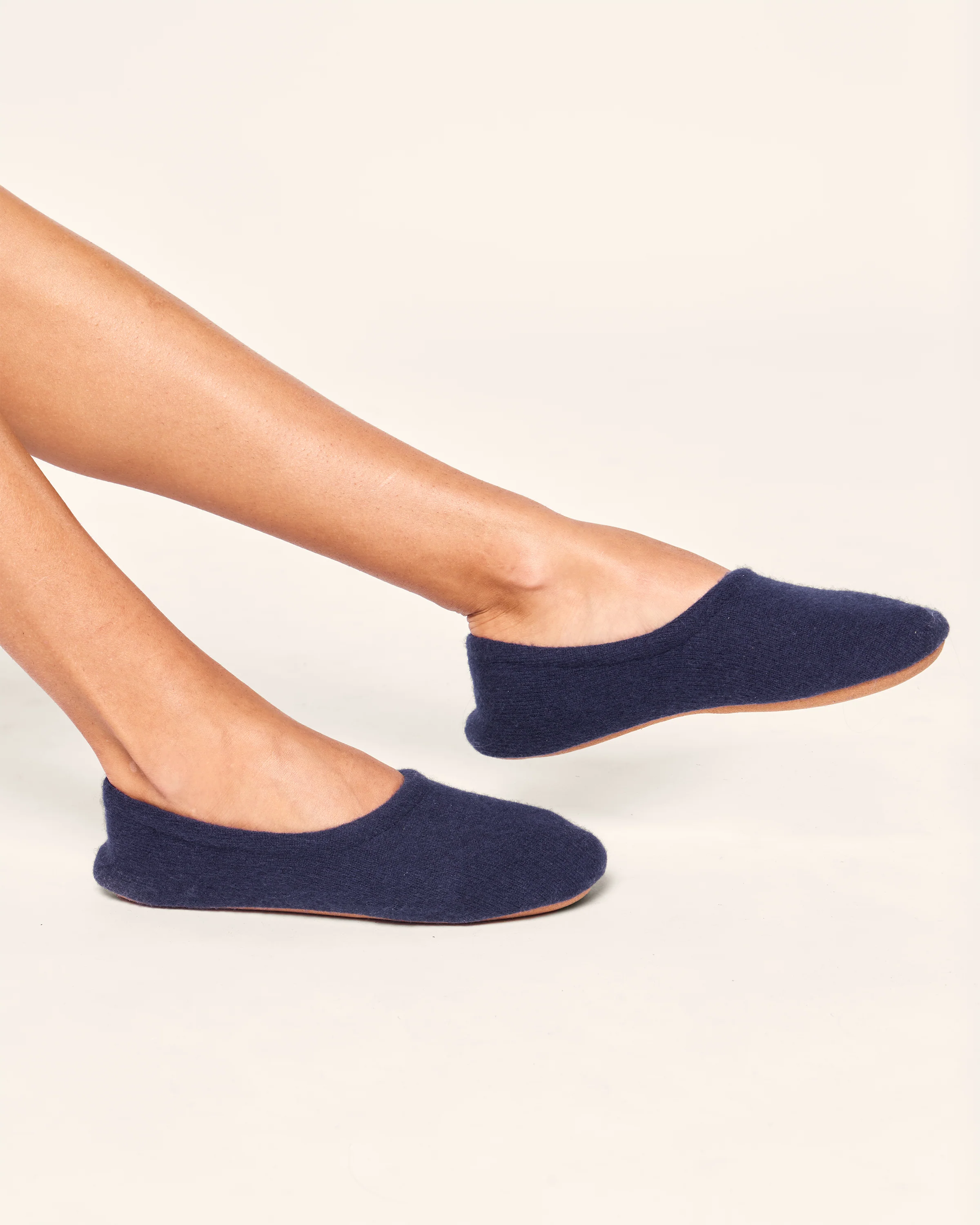 Women's Cashmere Slippers in Navy - Image 2